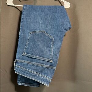 Mid-Rise Rockstar Super-Skinny Denim Jeans